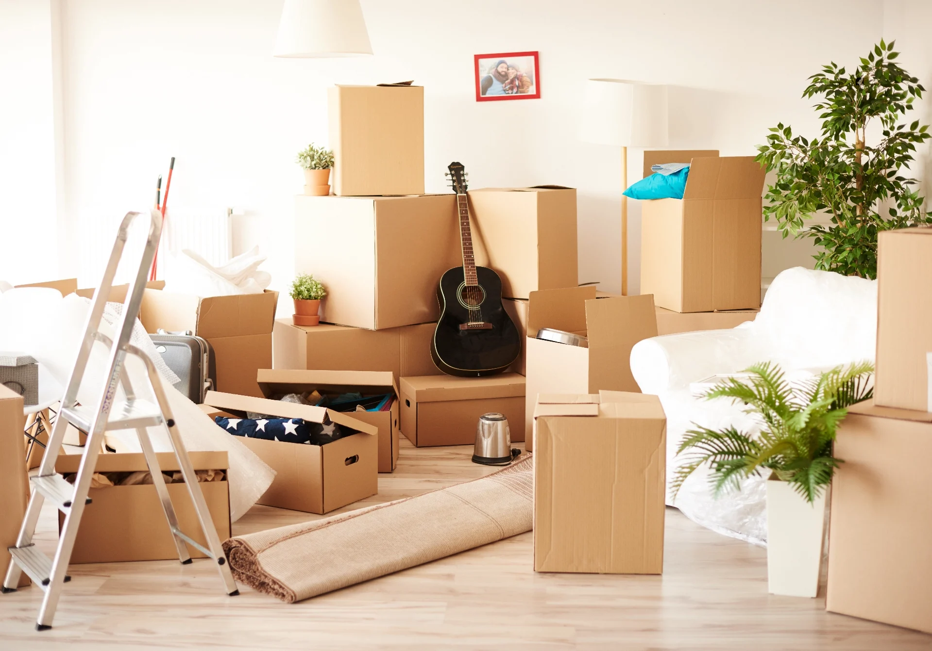Decluttering Before Moving: What to Keep, Donate or Throw Away