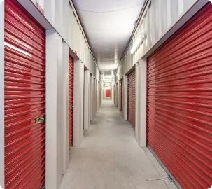 Self Storage Moishe's Moving