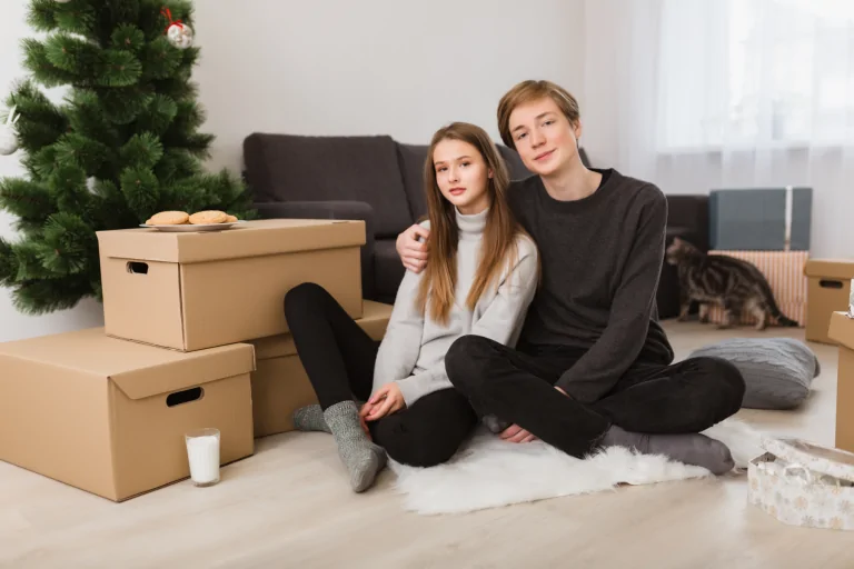 Moving in December: How to Bring the Christmas Spirit Into Your New Home