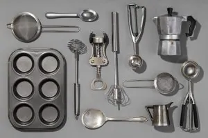 How to Pack Small Kitchen Items for Moving