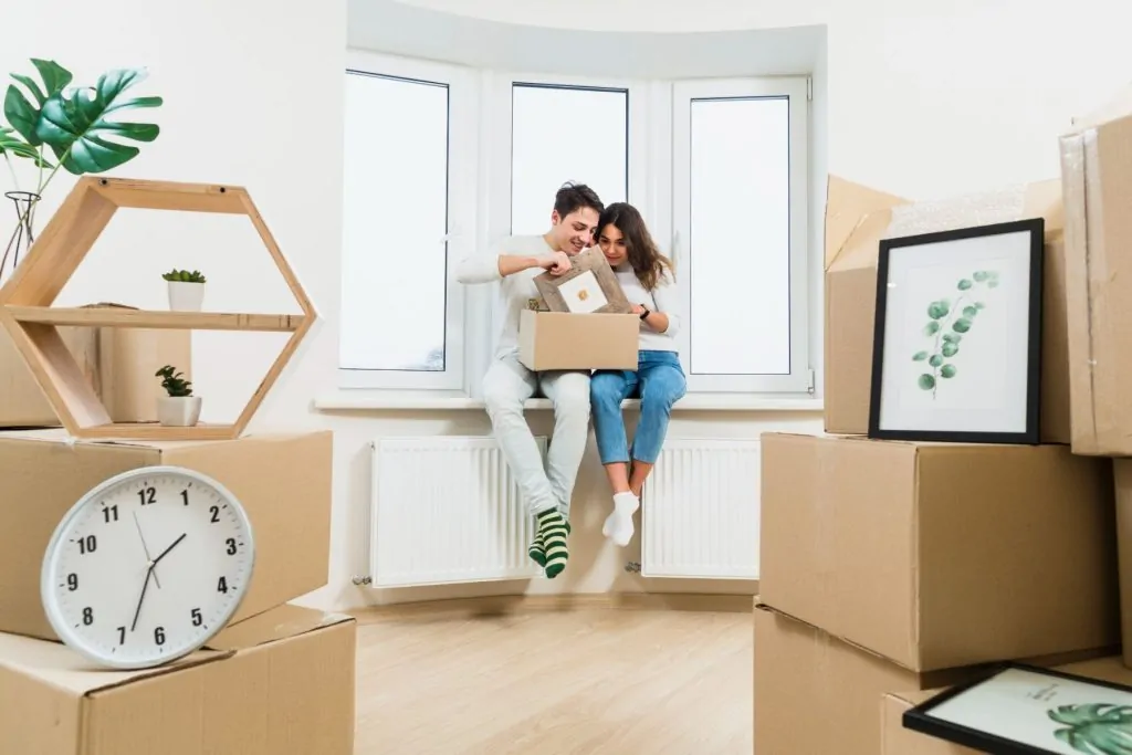First Apartment Checklist: Everything You Need for Your First Apartment