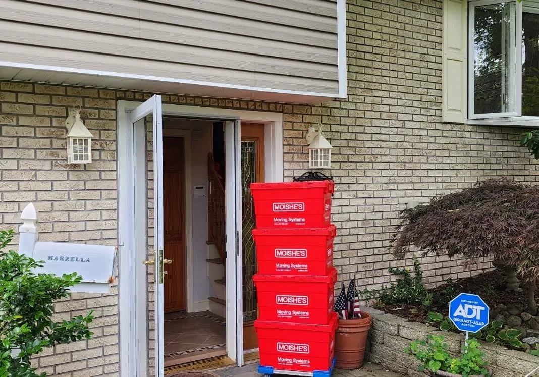 Eco-Friendly Plastic Moving Bins